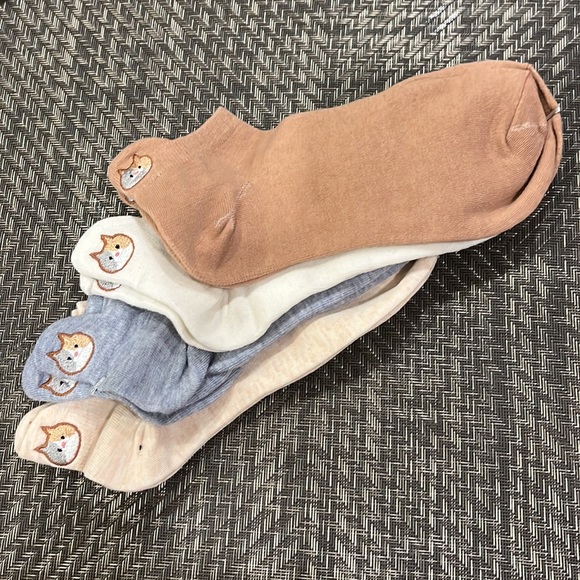 4 pair Cotton stretch kitty cat socks - Picture 3 of 3